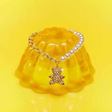 Collares